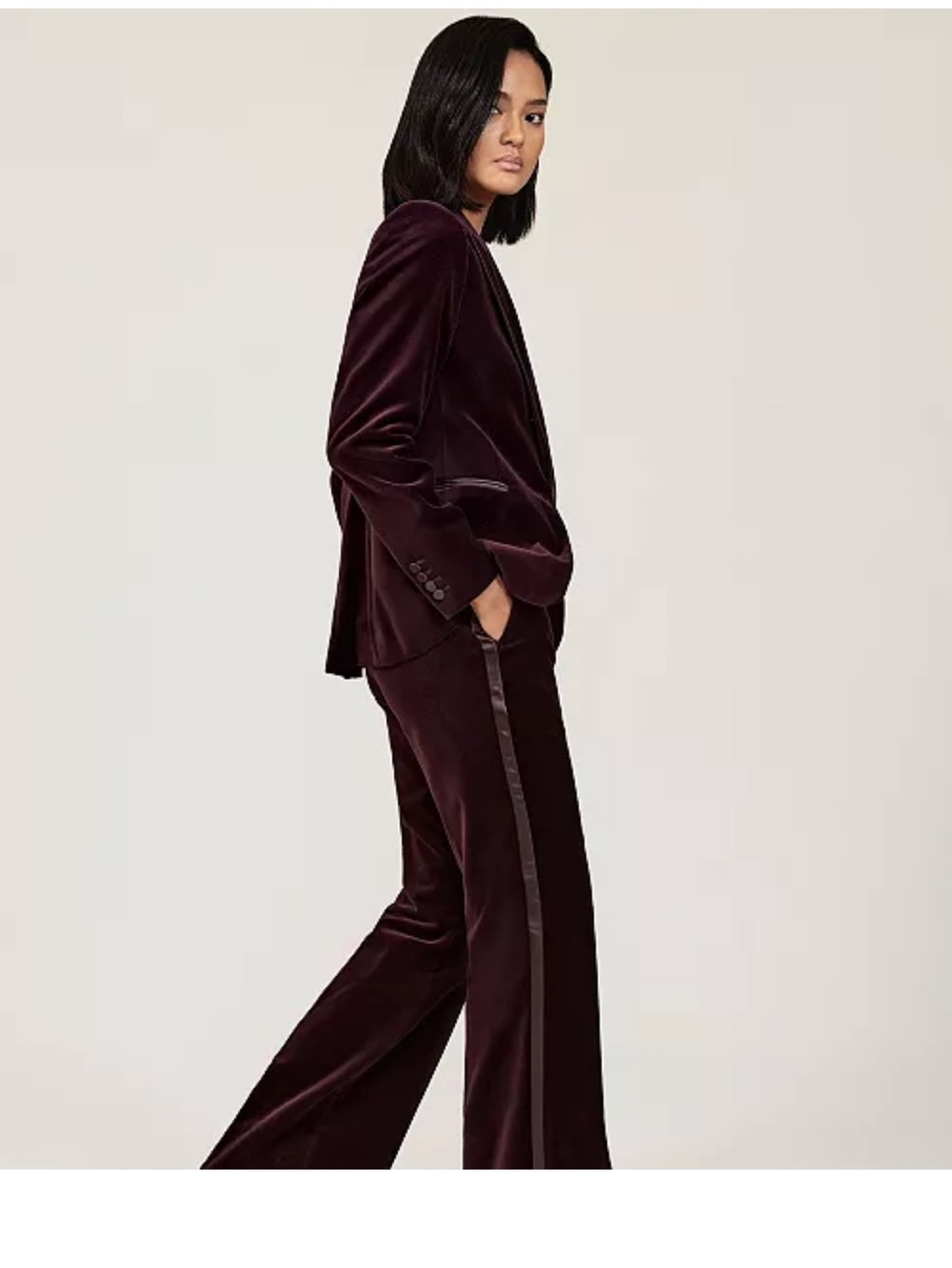 REISS Velvet Suit in Burgendy - Picture 2 of 11